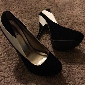 Size 9 women shoes